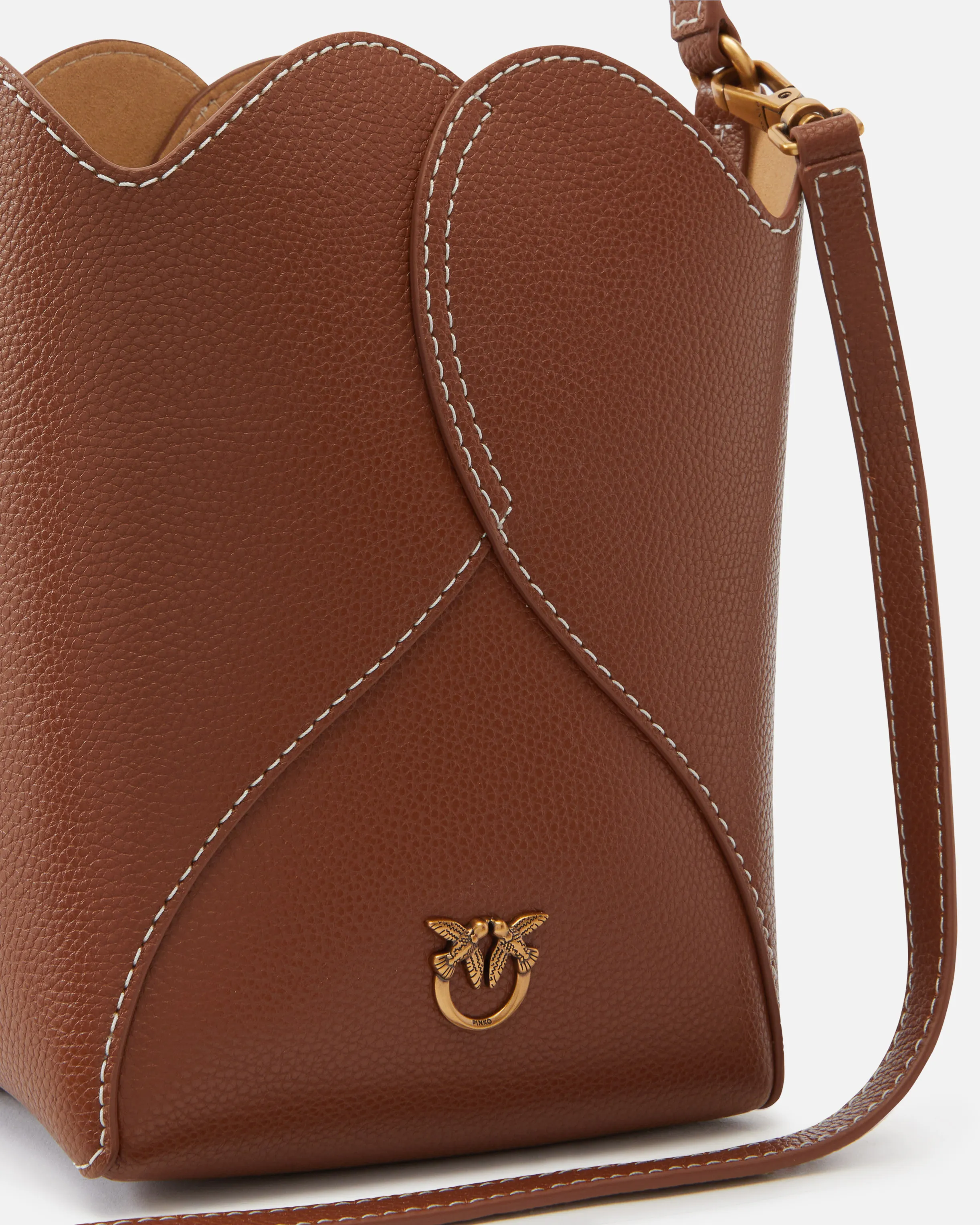  Mini borsa secchiello Heart in pelle con tracolla    