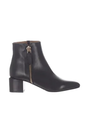 Stivaletto in pelle con tacco midi